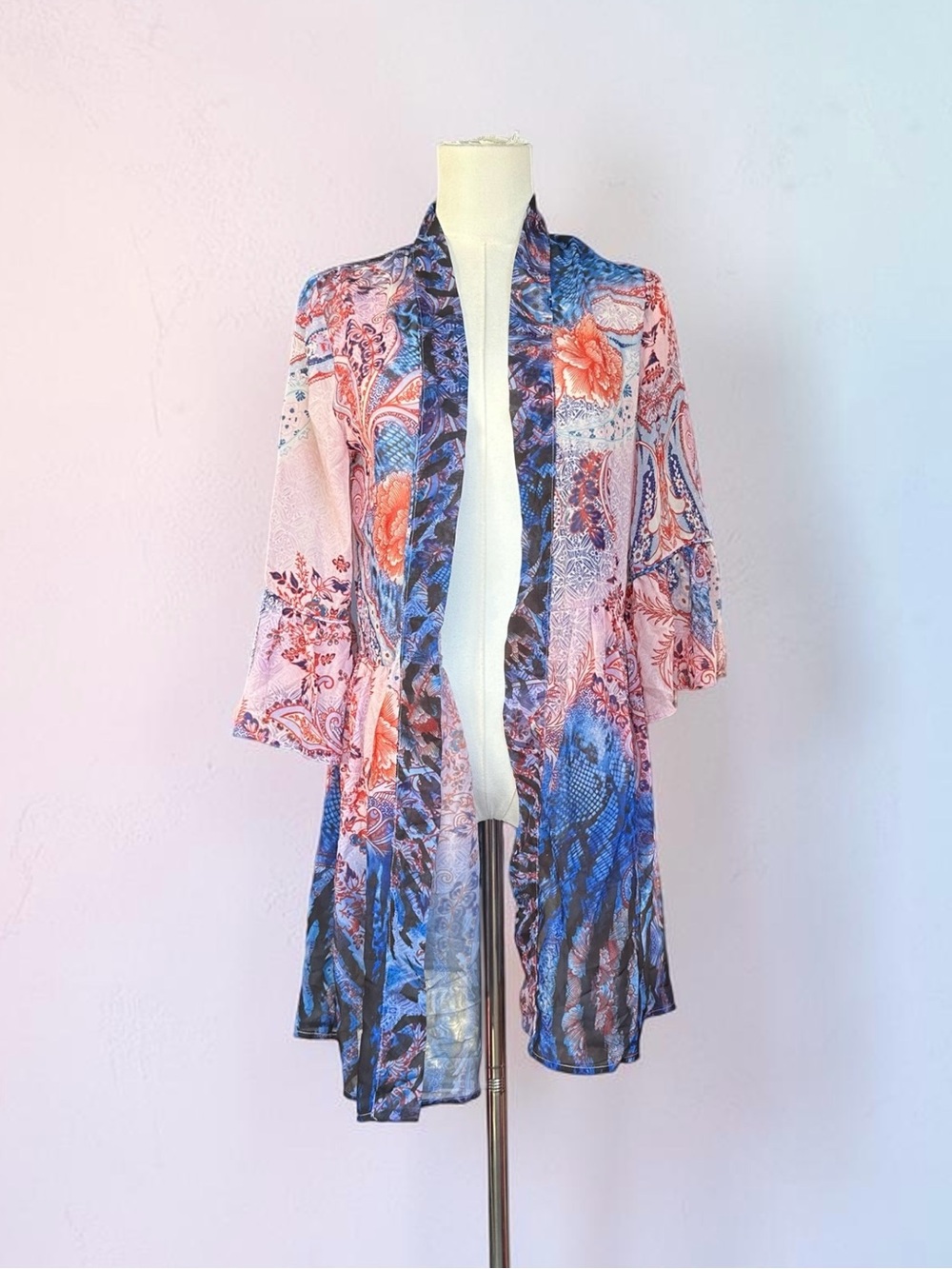 Lightweight Floral & Paisley Open Kimono - Blue & Pink